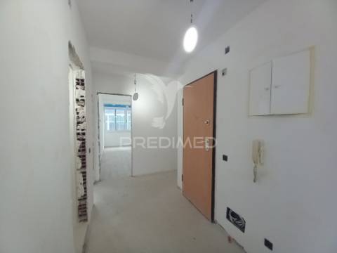 Apartamento t4 remodelado