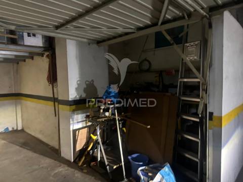 Garagem para venda