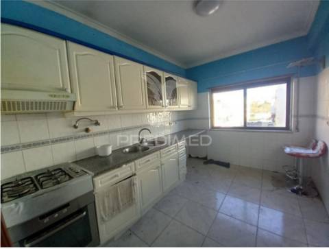 Apartamento t3 usado - fogueteiro