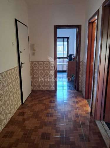 Apartamento t3 para venda – mina de água, amadora