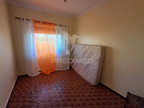 Apartamento t3 para venda – mina de água, amadora