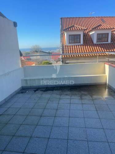 Moradia t4 com jardim - azurara - vila do conde