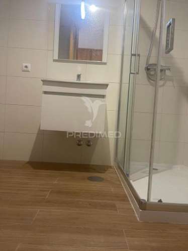 Moradia t4 com jardim - azurara - vila do conde