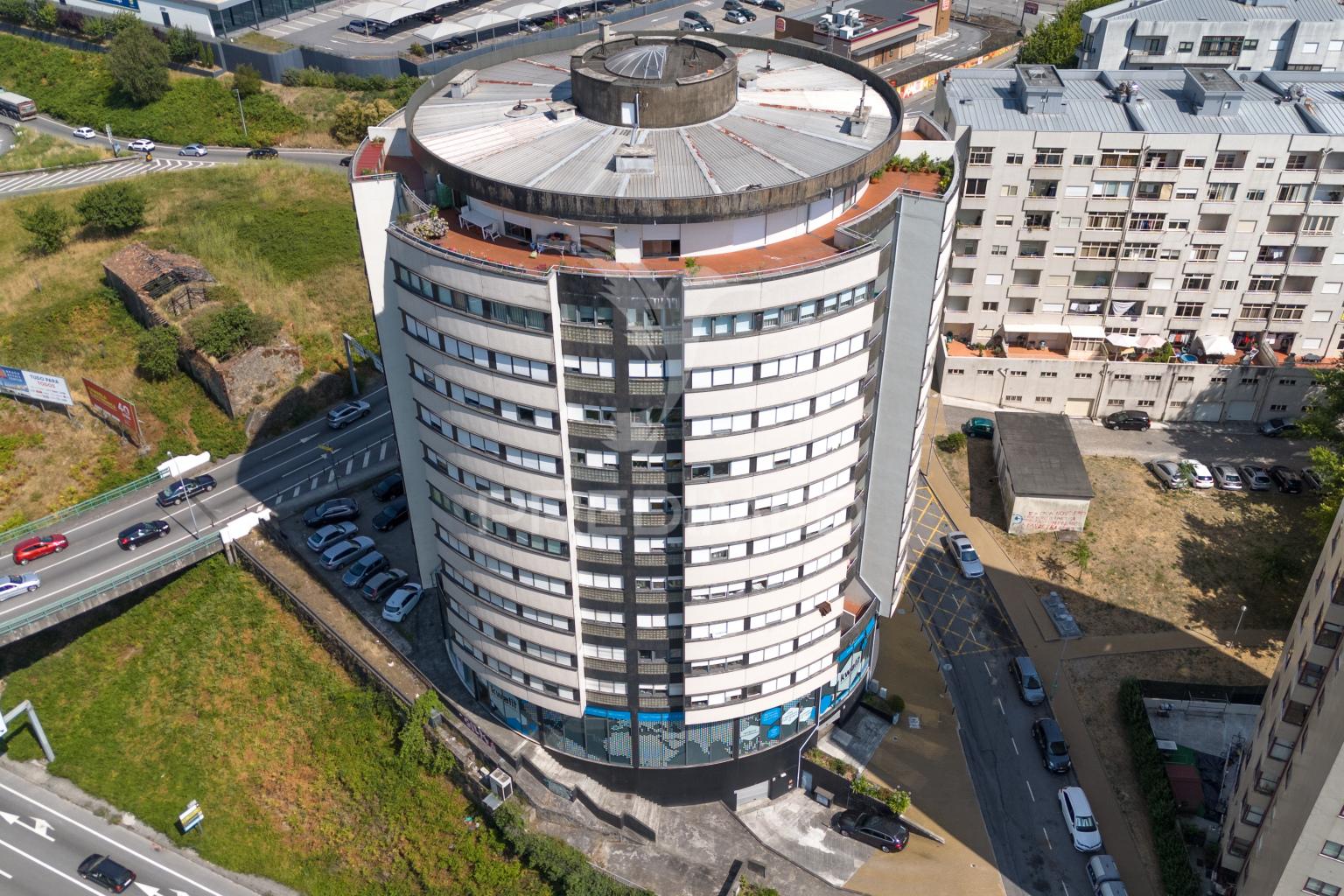 Apartamento t3 renovado com 265m² no centro de braga – s&#
<!DOCTYPE html>
<html lang=