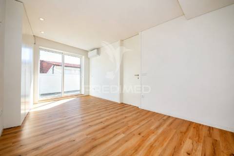 Apartamento t1 novo | 65 m² | 2.º piso | pronto a entregar | amares