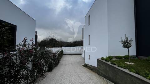 Moradia t4 nova em guimarães