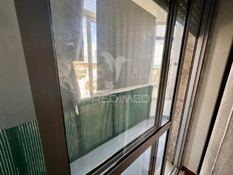 Apartamento t3 na av d. manuel i