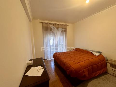 Apartamento t3 na av d. manuel i