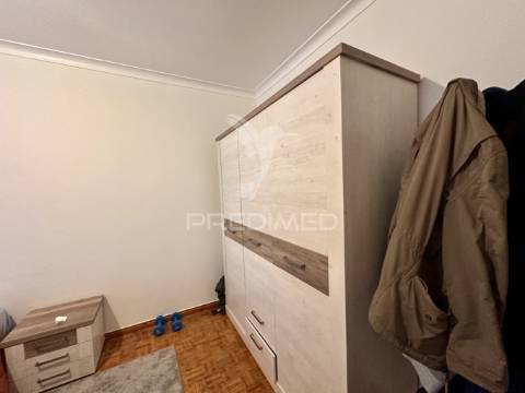 Apartamento t3 na av d. manuel i