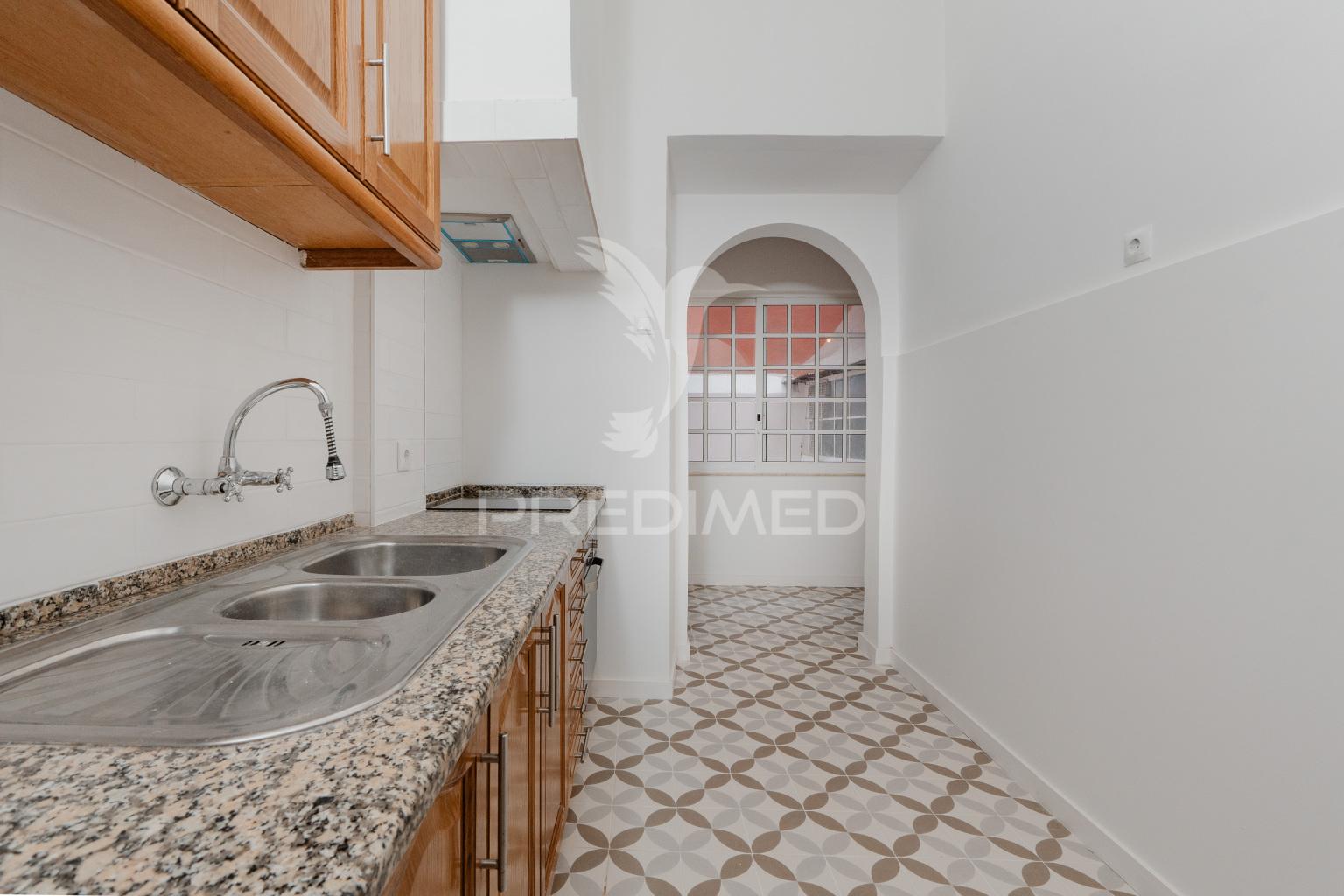 Apartamento t2 com logradouro