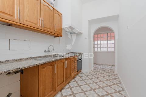 Apartamento t2 com logradouro