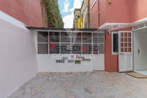 Apartamento t2 com logradouro