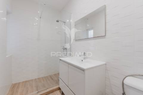 Apartamento t2 com logradouro