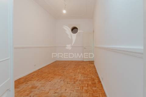 Apartamento t2 com logradouro