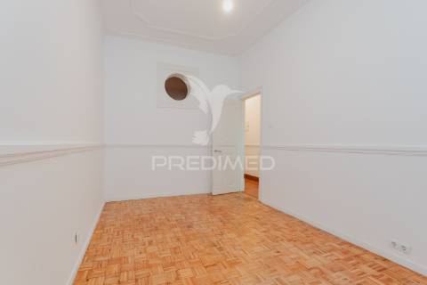 Apartamento t2 com logradouro