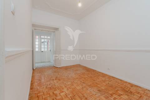 Apartamento t2 com logradouro