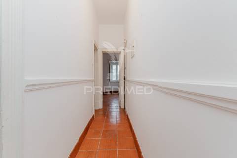 Apartamento t2 com logradouro