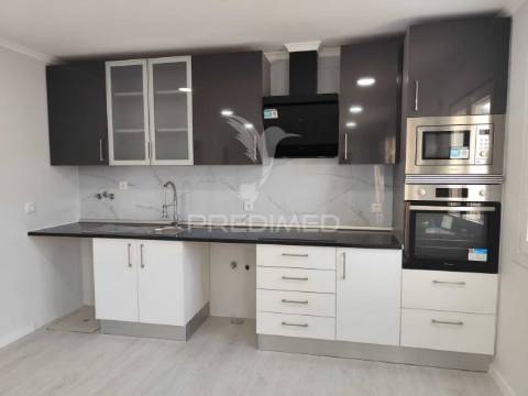 Moradia t3 no centro de setúbal