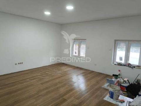 Moradia em renovação em ermesinde
