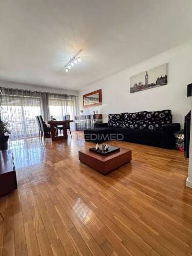 Apartamento t3 em várzea