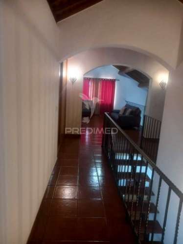 Moradia t4 nas fontinhas