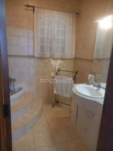 Moradia t4 nas fontinhas