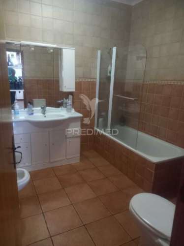 Moradia t4 nas fontinhas