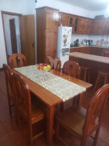 Moradia t4 nas fontinhas