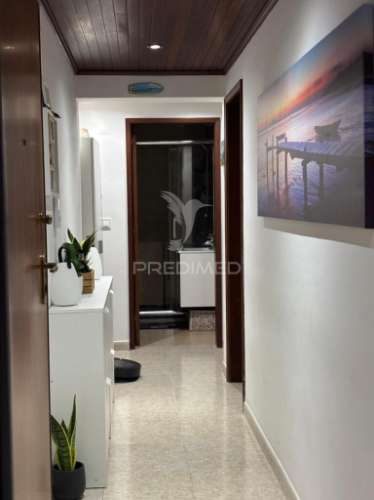 Apartamento t2 com garagem fernão ferro