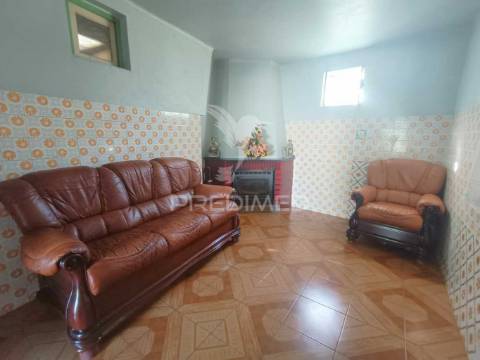 Moradia t3 em olival