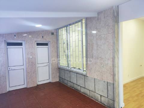 Espaço comercial loja à venda na cruz de pau