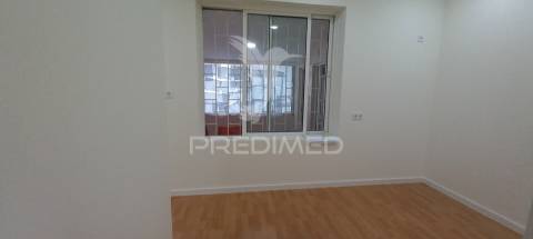 Espaço comercial loja à venda na cruz de pau