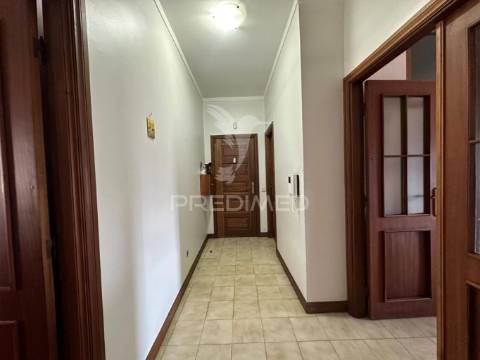 Apartamento t1 + 1