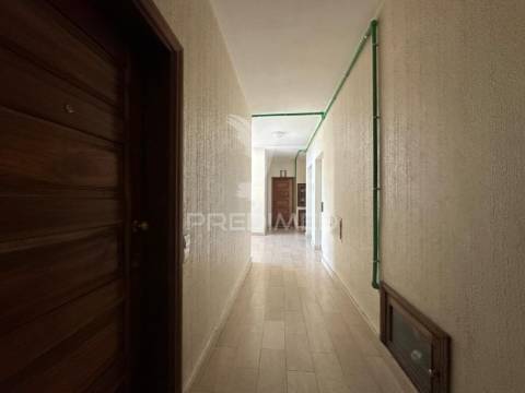 Apartamento t1 + 1