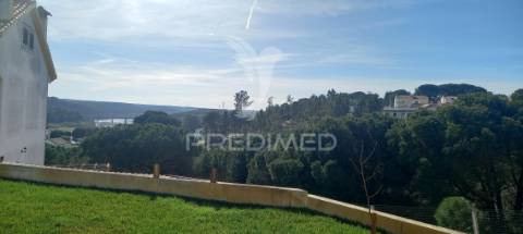 Lote de moradia
