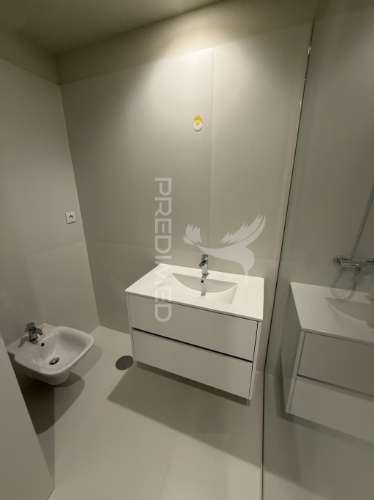 Vende-se t3 novo vilar de andorinho