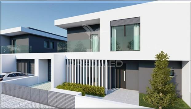 Moradia t4 com piscina em pinhal conde da cunha