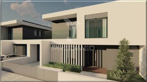 Moradia t4 com piscina em pinhal conde da cunha