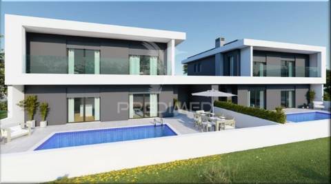 Moradia t4 com piscina em pinhal conde da cunha