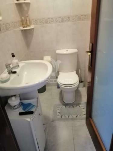 Moradia v3 em perosinho