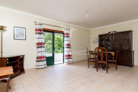 Apartamento t3 para arrendamento a 1 150 €