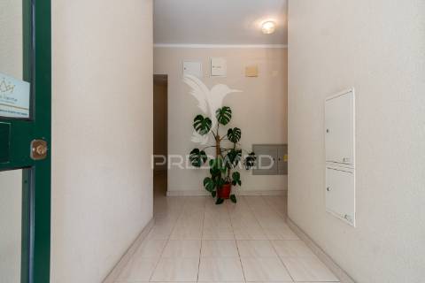 Apartamento t3 para arrendamento a 1 150 €
