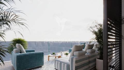 Exclusiva moradia de luxo t4 com piscina infinita e vista deslumbrante sobre o mar e o funchal