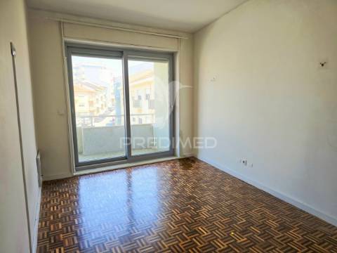 Arrendamento | apartamento t4 – vista mar na foz