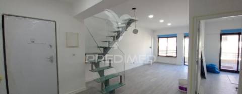Apartamento perto da praia costa da caparica