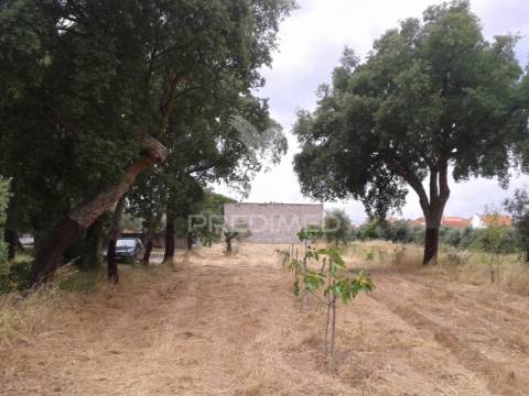 Terreno rústico, projeto aprovado moradia t2, santarém.