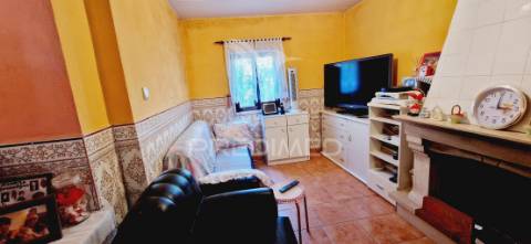Quinta com moradia t3 em brejos de azeitão