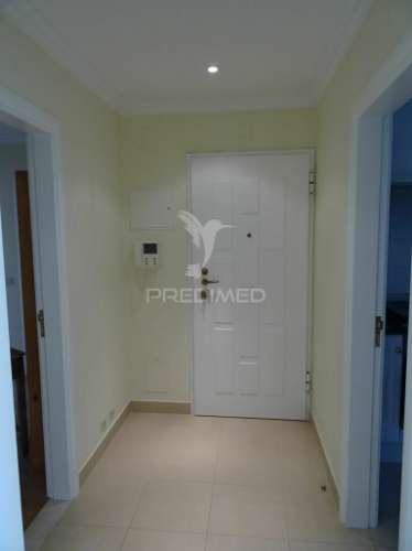 Arrendar excelente t3, c/varandas, s. domingos rana, cascais