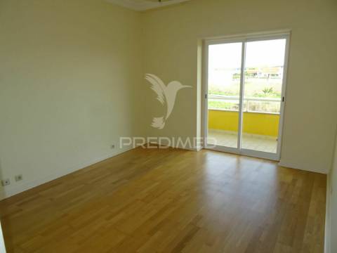 Arrendar excelente t3, c/varandas, s. domingos rana, cascais