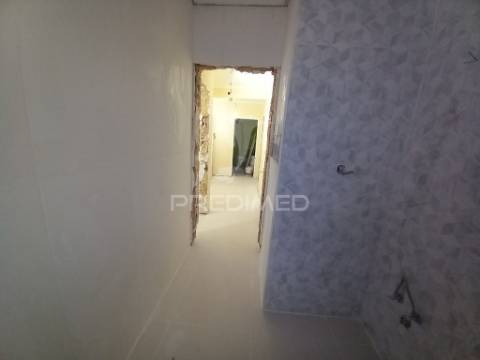 T2 com terraço privativo completamente remodelado